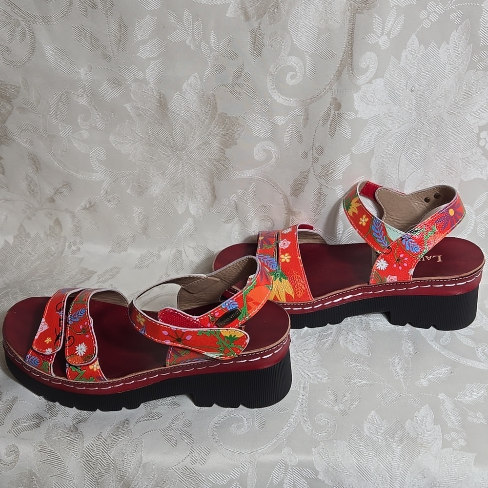 Laura Vita Women's Floral Clog Sandals - Red and Orange NWT - Picture 4 of 8